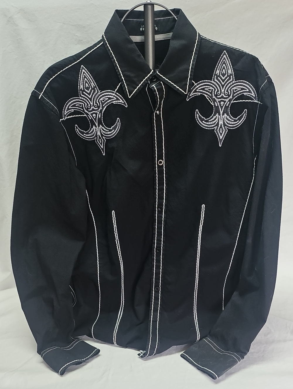 Roar Black Embroidered Men's Button-Up Long Sleve Shirt